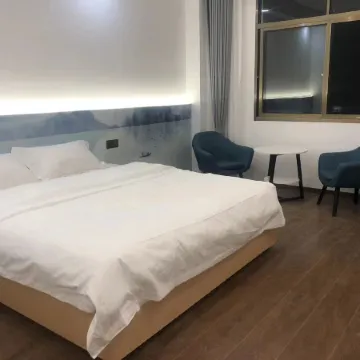 Yunzhongzhai Homestay