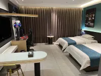 Taiyuan Zhuoqi Light Luxury E-sports Hotel (North America N1 Art Shopping Center)