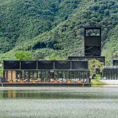 Guangdong White Swan Resort Green Bay Hotel Exterior