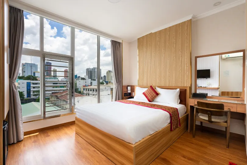 Luna Hotel Saigon Center