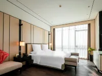 Runze Yingshanhong Hotel Hotels in Langfang