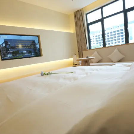 Jingshan Tianmu Hot Spring Hotel