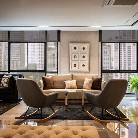 SAM E Hotel Bangkok Sathorn Отели рядом с достопримечательностью «Станция метро Surasak»