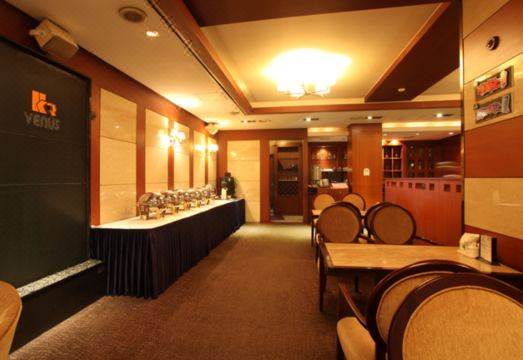 호텔 입구 및 외관