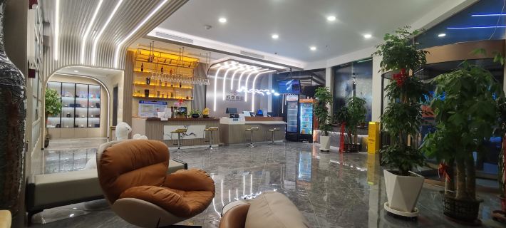 Four Seasons Jincheng Hotel (Five Avenues ZhiGu Subway Station) Hotels in Tianjin