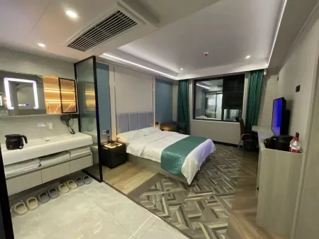 Hotels in Xiangxuan Bay Отели в г. Вучуань