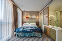 Whale Wars E-sports Hotel (Yuyao Railway Station)