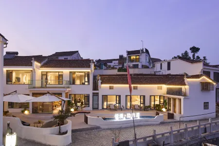 Floral Hotel · Jiuhuashan Nanyue hotel (Meat Body Palace Branch) Отели рядом с достопримечательностью «Zhiyuan Chenxi»