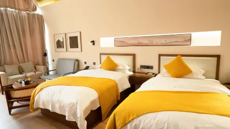 Yellow River Inn Отели рядом с достопримечательностью «Baiyun Temple»