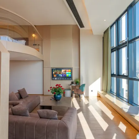 PARK WINS High Altitude View Hotel(Wanda Plaza Kunming Railway Station Store)