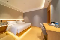 Ling Yun Hua Guan Hotel