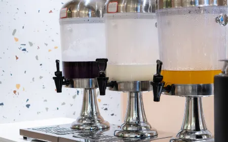 Ronghai Hotel (Shizong County) Отели в г. Шицзун