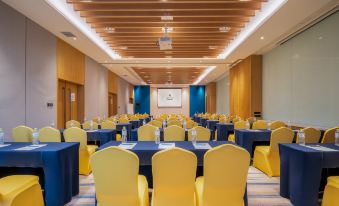 Rezen Select Yantai Golden Beach