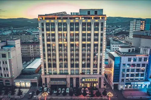 Hezuo Boya International Hotel (Shambala Cultural Plaza)