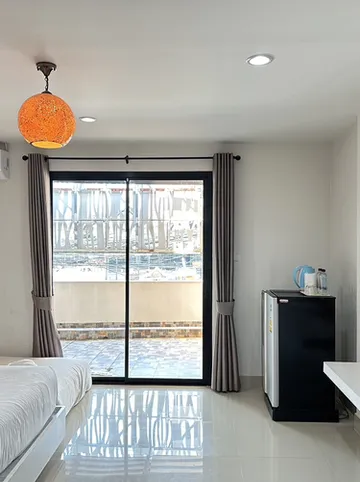 รูปภาพของบันดารี่ ริชชี่ (Bhundaree Richy)