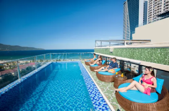 Cherry Apartment & Hotel โรงแรมใกล้สตอร์มเอ็กซ์