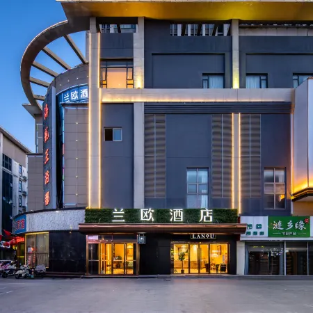 LANOU Hotel