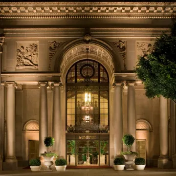 The Biltmore Los Angeles Отели рядом с достопримечательностью «Концертный зал Shrine Auditorium»