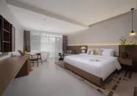 Zhenyuan Hotel - Balcony