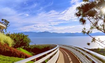 Fuxian Lake Homestay