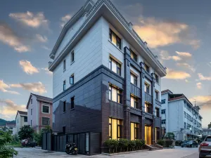 Floral Hotel · Hengdian Qingyan Hotel (Huaxia Cultural Park Store)