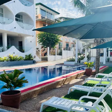 Puerto Galera Seaview Resort Отели рядом с достопримечательностью «Пляж Сабанг»