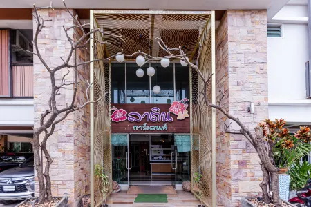 Latin Garden Hotel