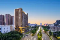 Meizhu·Jingjing Hotel Hôtels à proximité de : Guangxi Yunde Group Lingma Passenger Transport Terminal