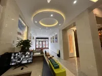 Ruyi Hotel - Hot Springs