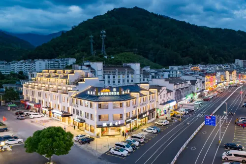 Huangshan City travel light luxury hotel
