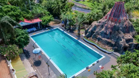 Hai Bin Hotel Отели рядом со станцией Zhanjiang Railway Station