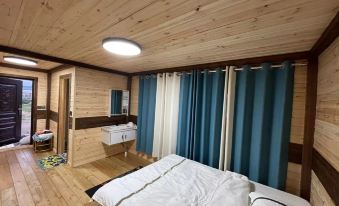 Ergun Aolige Chalet Homestay