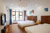 Changbai Mountain Orange Inn (Changbai Mountain West Scenic Spot Tourist Service Center Branch) - พร้อมระเบียง