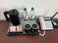 Junyi Chain Hotel (Ngari Prefecture Purang County Gang Rinpoche Scenic Area)