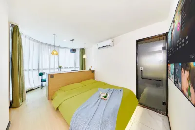 Nanjing Yinuo Homestay (Xinjiekou Subway Station) Hotel dekat Nanjing Normal University Suiyuan Campus Multiple-use Gymnasium