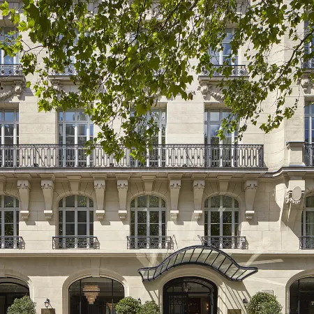 MIIRO Le Grand Hôtel Cayré Отели рядом с достопримечательностью «Матиньонский дворец»
