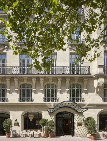 MIIRO Le Grand Hôtel Cayré Отели рядом с достопримечательностью «Музей Орсе»