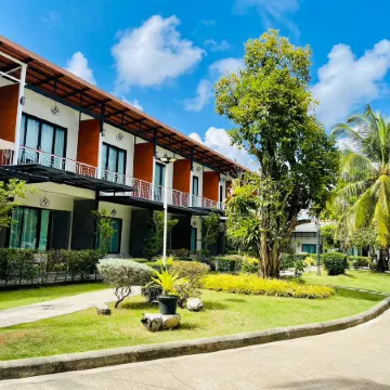 Seesea Resort