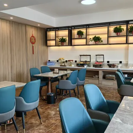 Unitour Hotel (Loudi Liangang Wolmart)