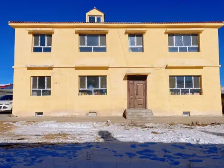 Barkol Songshutang Junma Post Station Homestay Отели в г. Баликунь