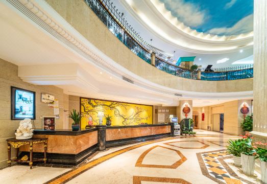 피오니 인터내셔널 호텔 가성비 분석