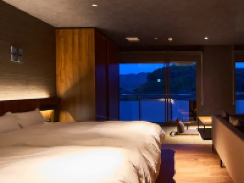 โรงแรม URARI TAKEO GARDEN TERRACE SPA RESORTS โรงแรมในทาเคโอะ