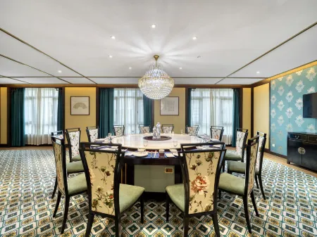 Haining Hotel Отели рядом с достопримечательностью «Former residence of Zhimo Xu»