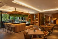 Hotel Tentrem Jakarta - breakfast