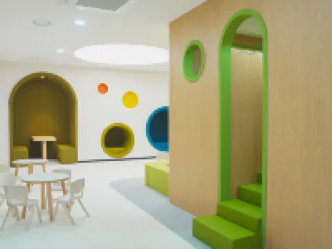 WAVE M HOTEL EAST 始興市のホテル