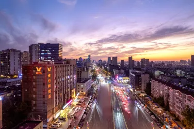 Vienna Hotel (Jinan Huayuan Road ) Hotel in zona Shandong Agricultural Engineering Institute