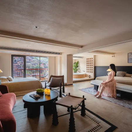 Suyan·Lishang Art Gallery B&B (Xijiang Thousand-Household Miao Village Viewing Platform Branch)