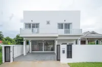 La Lune Pool Villa Chiang Mai فنادق في سارافي