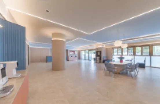 HanTing Hotel (Yixing Dingshuzhen Baolong Plaza)