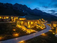 Hot Spring Sailimu Lake Spruce Wild Luxury Hotel Hotels in Wenquan County